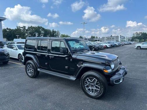 2025 Jeep Wrangler Sahara