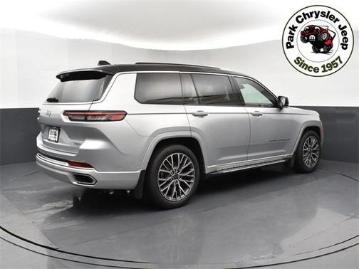 2023 Jeep Grand Cherokee L Summit Reserve