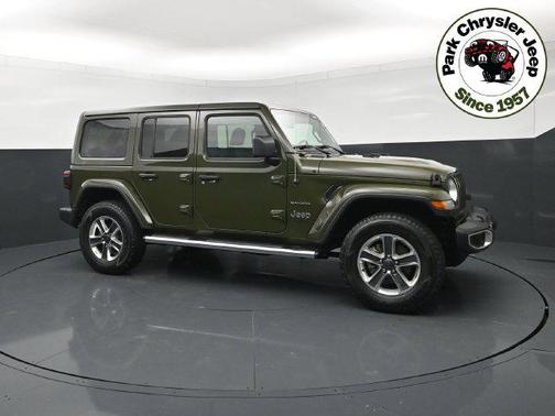 Sarge Green Clearcoat 2022 Jeep Wrangler Unlimited Sahara