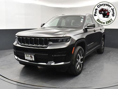 Diamond Black Crystal Pearlcoat 2025 Jeep Grand Cherokee L Limited