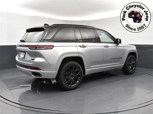 2025 Jeep Grand Cherokee Summit