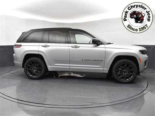 2025 Jeep Grand Cherokee Summit