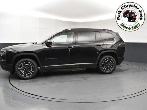 Diamond Black Crystal Pearlcoat 2026 Jeep Cherokee Limited
