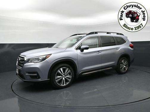 Ice Silver Metallic 2022 Subaru Ascent Limited 7-Passenger