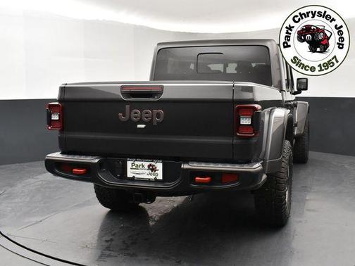 Granite Crystal Metallic Clearcoat 2026 Jeep Gladiator Rubicon