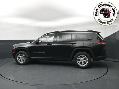 Diamond Black Crystal Pearlcoat 2023 Jeep Grand Cherokee L Limited