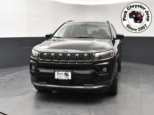 Diamond Black Crystal Pearlcoat 2026 Jeep Compass Limited