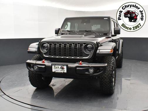 Black Clearcoat 2026 Jeep Wrangler Rubicon