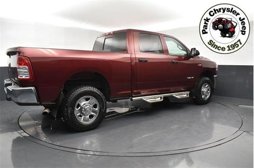 2021 RAM 2500 Tradesman Crew Cab 4x4 6'4' Box