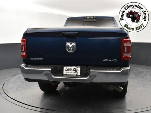 Patriot Blue Pearlcoat 2024 RAM 3500 Laramie Crew Cab 4x4 6'4' Box