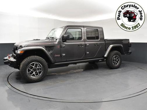 Granite Crystal Metallic Clearcoat 2026 Jeep Gladiator Rubicon