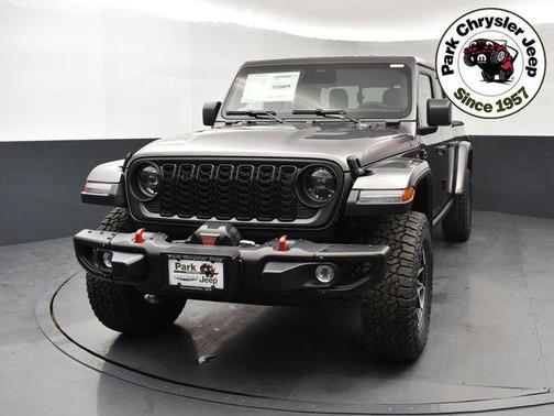Granite Crystal Metallic Clearcoat 2026 Jeep Gladiator Rubicon