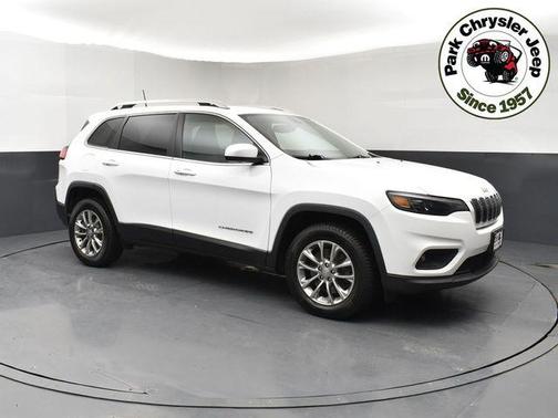 Bright White Clearcoat 2019 Jeep Cherokee Latitude Plus