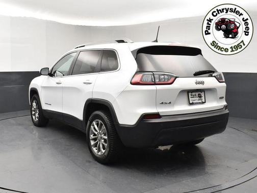Bright White Clearcoat 2019 Jeep Cherokee Latitude Plus