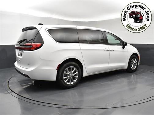 2026 Chrysler Pacifica L