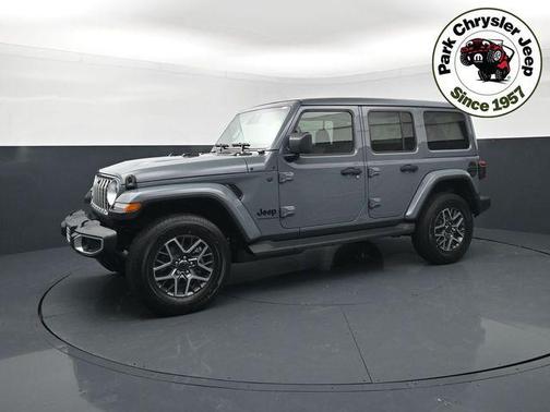 Anvil Clearcoat 2026 Jeep Wrangler 4-Door Sahara 4x4