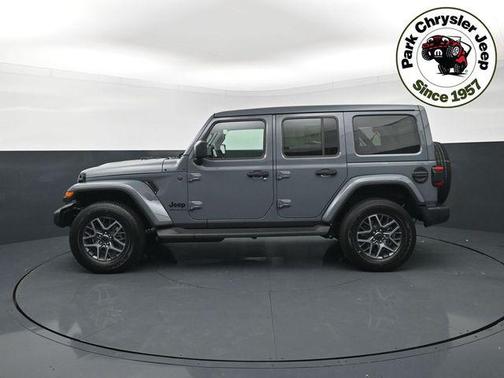 Anvil Clearcoat 2026 Jeep Wrangler 4-Door Sahara 4x4