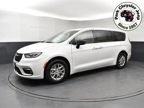 2026 Chrysler Pacifica L