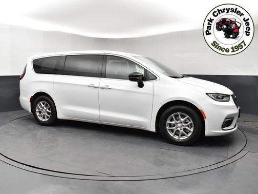 2026 Chrysler Pacifica L