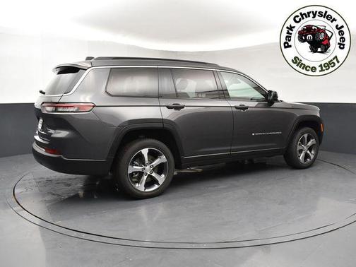 Baltic Gray Metallic Clearcoat 2026 Jeep Grand Cherokee L Limited