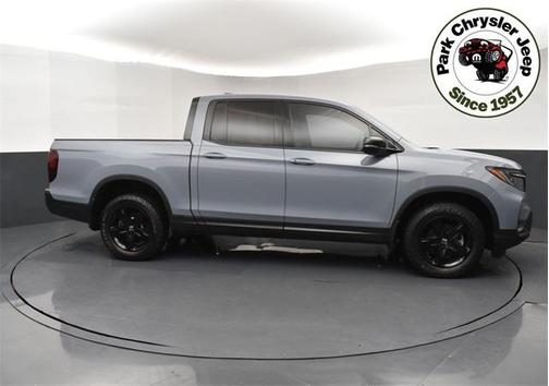 2023 Honda Ridgeline Black