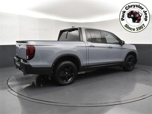 2023 Honda Ridgeline Black
