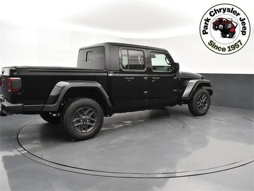 2024 Jeep Gladiator Sport S