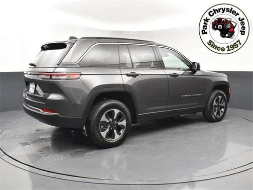 2025 Jeep Grand Cherokee 4xe Anniversary Edition