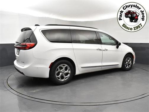 2023 Chrysler Pacifica Limited