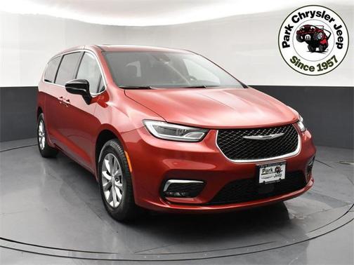 2026 Chrysler Pacifica L