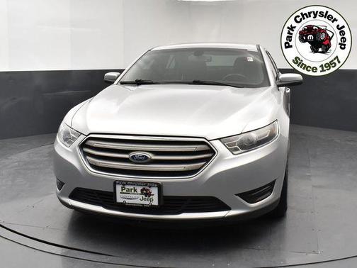 Ingot Silver 2015 Ford Taurus SEL