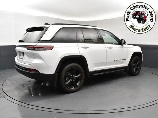 2023 Jeep Grand Cherokee Altitude