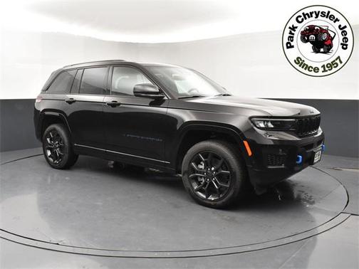 2025 Jeep Grand Cherokee 4xe Anniversary Edition