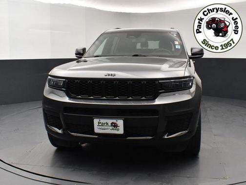 Baltic Gray Metallic Clearcoat 2024 Jeep Grand Cherokee L Altitude