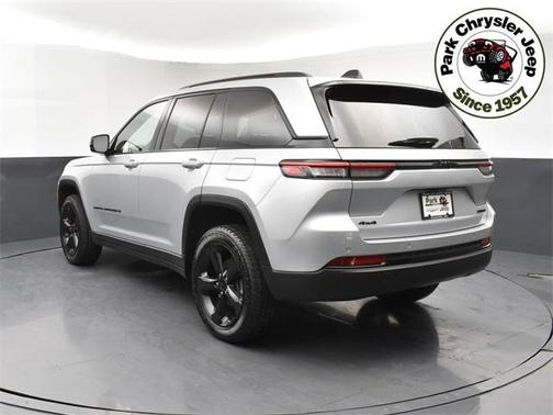 2023 Jeep Grand Cherokee Limited X