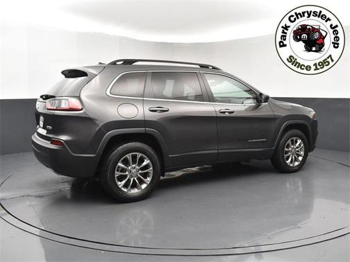 2022 Jeep Cherokee Latitude Lux