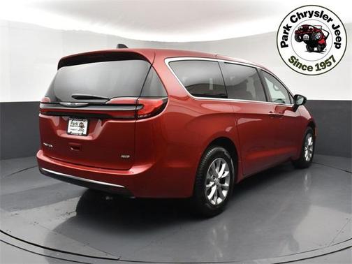 2026 Chrysler Pacifica L