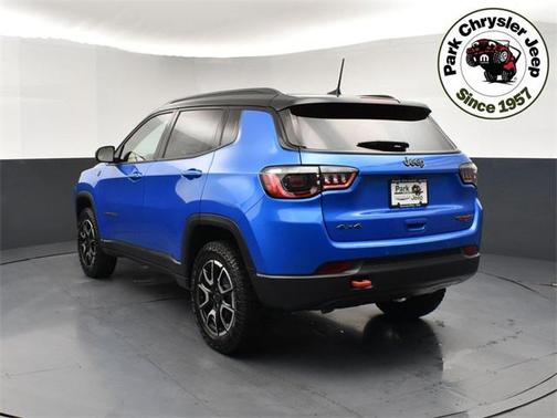 2025 Jeep Compass Trailhawk