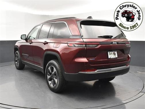 2025 Jeep Grand Cherokee 4xe Base