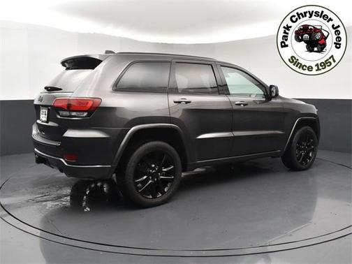 2021 Jeep Grand Cherokee Laredo