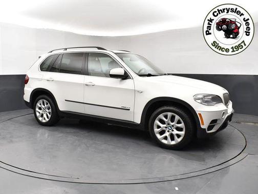 Alpine White 2013 BMW X5 xDrive35i