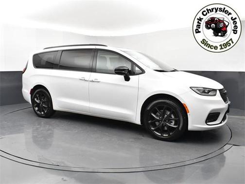 2024 Chrysler Pacifica Limited