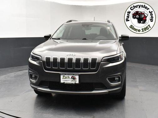 Granite Crystal Metallic Clearcoat 2022 Jeep Cherokee Limited