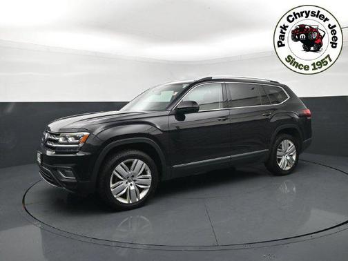 Deep Black Pearl 2018 Volkswagen Atlas 3.6L SEL Premium