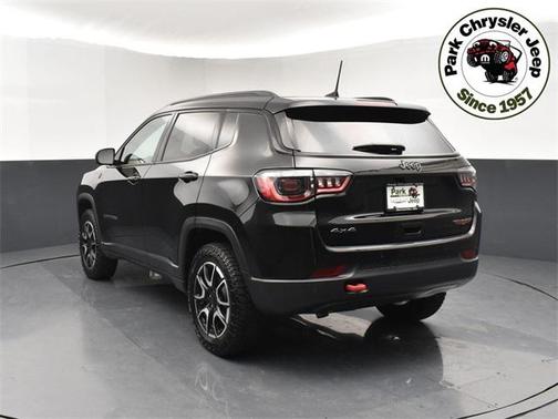 2024 Jeep Compass Trailhawk