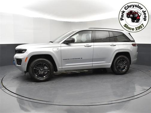 2025 Jeep Grand Cherokee 4xe Anniversary Edition