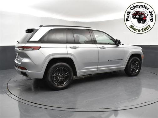 2025 Jeep Grand Cherokee 4xe Anniversary Edition