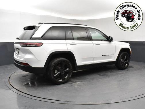 2025 Jeep Grand Cherokee Altitude