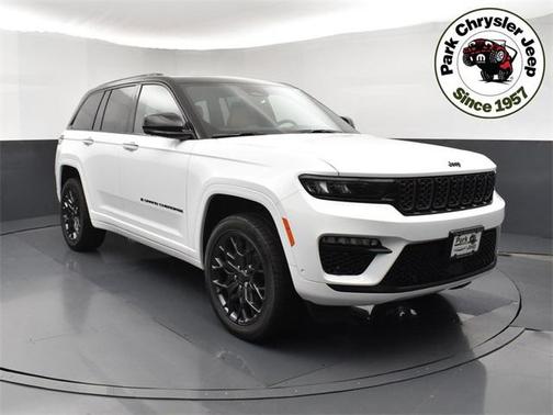 2025 Jeep Grand Cherokee Summit