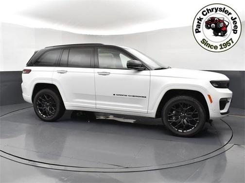 2025 Jeep Grand Cherokee Summit